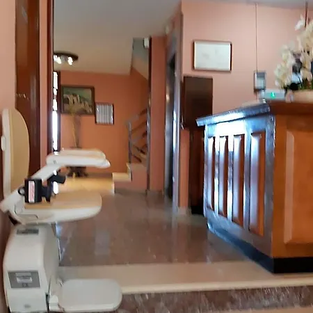 康德斯德伯酒店