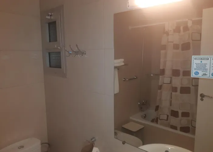 فندق Condestable *