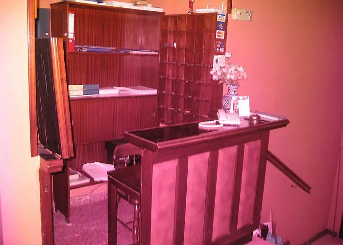 Condestable Hotell *