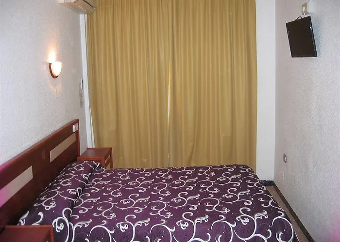 Condestable Hotell *