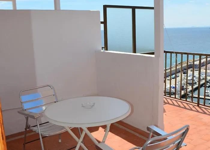 فندق Condestable *