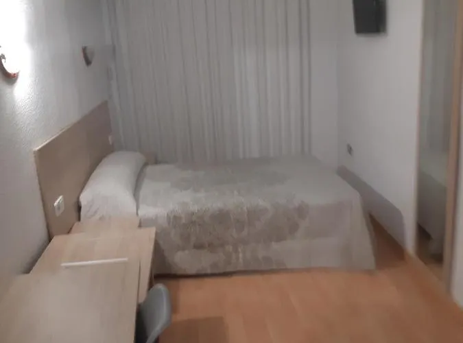 فندق Condestable